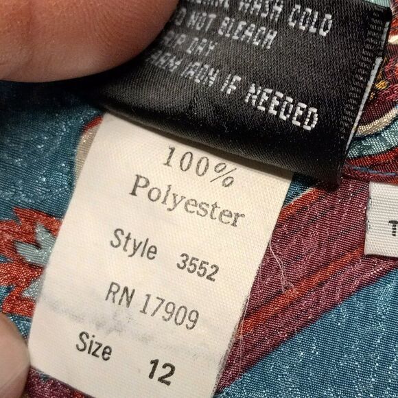 Vintage Pyke LTD Womens 12 Jewel Tone Paisley Pattern Silky feel Long Sleeve - Picture 4 of 7